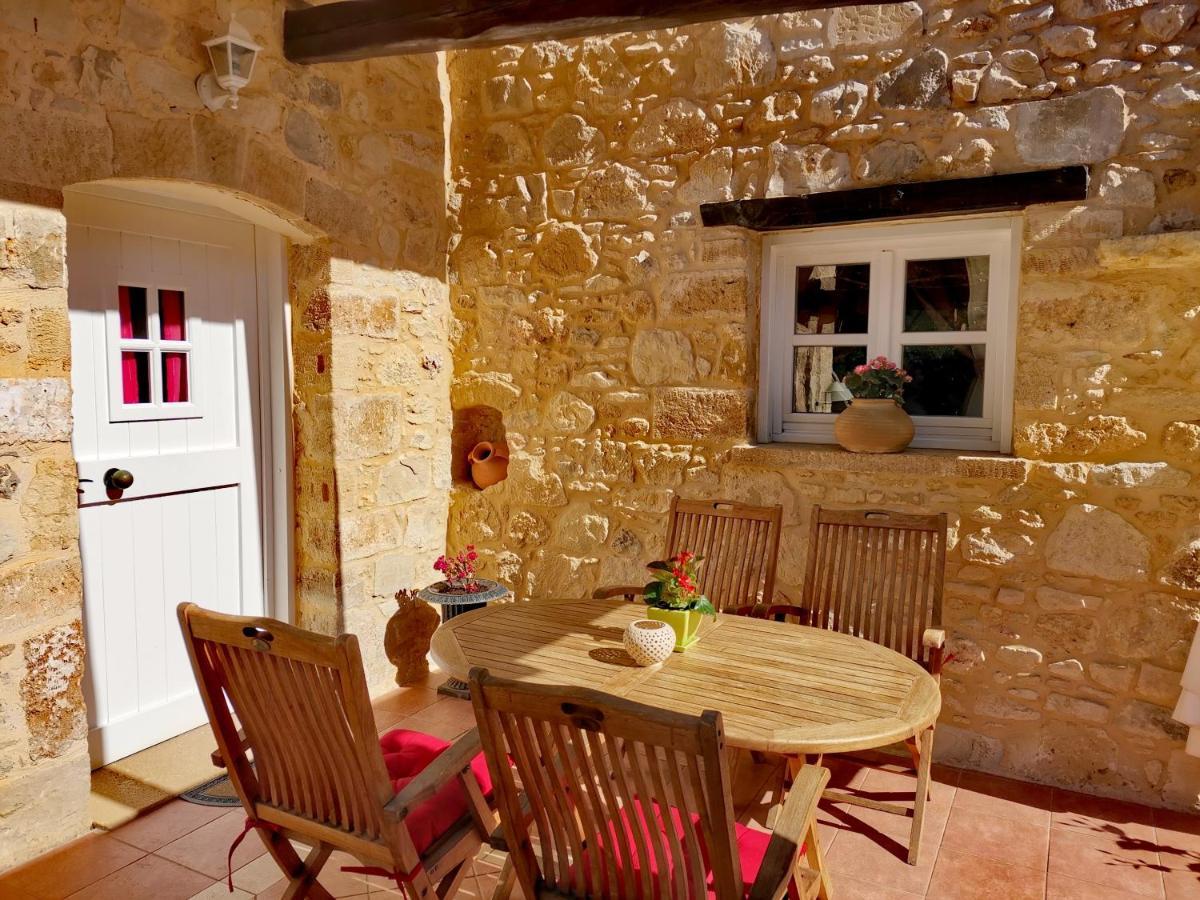 Rock House'S Villa Melody Platanés Buitenkant foto