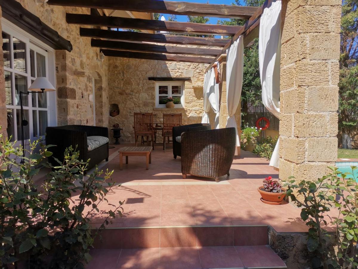 Rock House'S Villa Melody Platanés Buitenkant foto