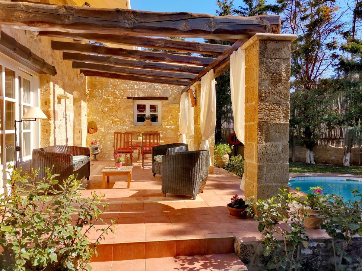 Rock House'S Villa Melody Platanés Buitenkant foto