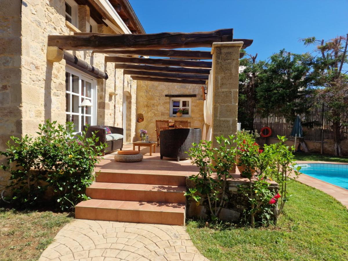 Rock House'S Villa Melody Platanés Buitenkant foto